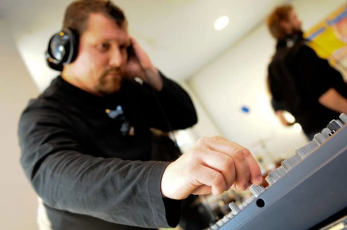 I will clip splice mix or arrange your audio