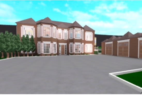 I will build amzing bloxburg houses etc