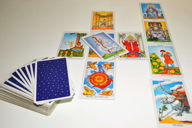 I will do a universal tarot card reading