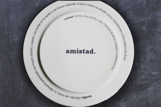 I will fulfill the custom design for your plates and dishes