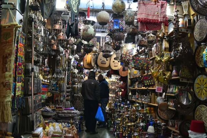 I will teach you arabic and jordanian dialect on zoom app