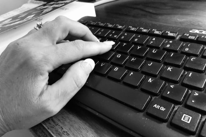 I will write a perfect query letter for an agent or publisher