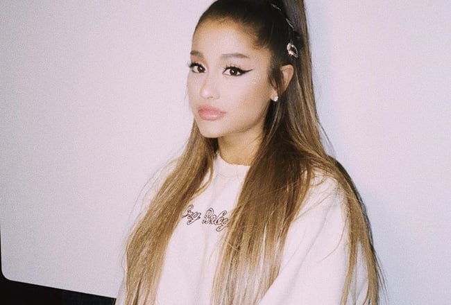 I will impersonate ariana grande for you