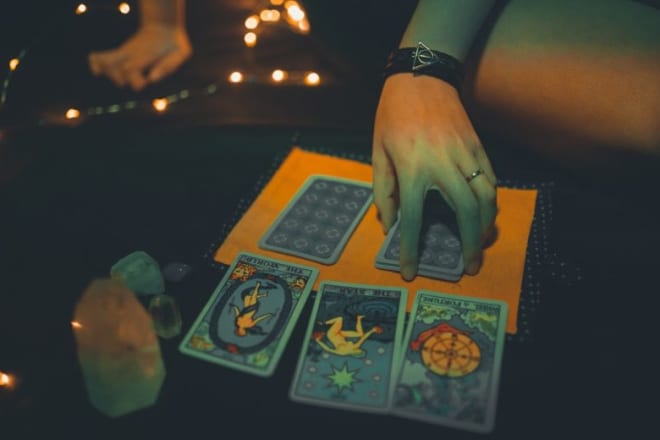 I will do a tarot reading for you