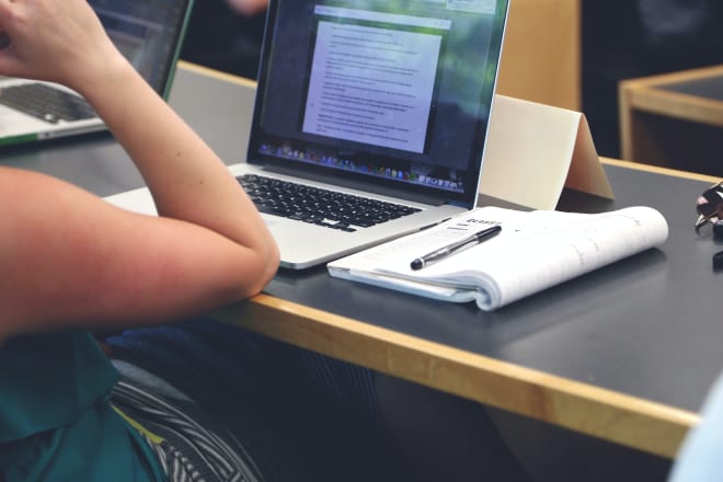 I will do as one of the best content writers and copywriters for your website