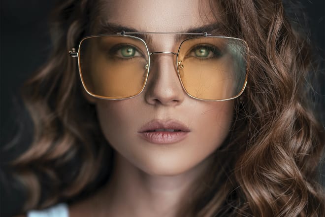 I will help you find an eyewear manufacturer in italy